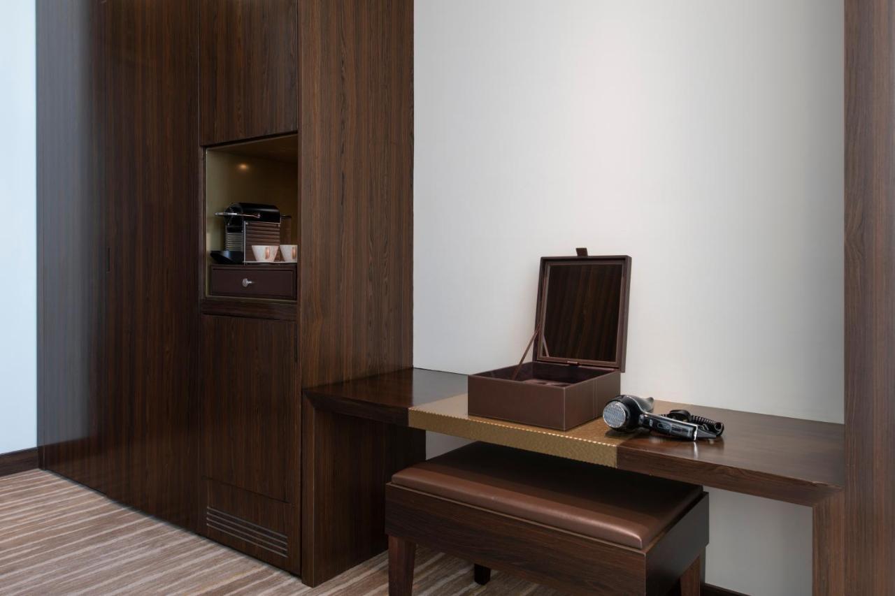 Alwadi Hotel Doha - Mgallery Exterior foto A hotel safe